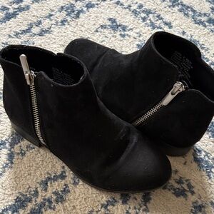 Jumping Beans Black Kids Ankle Boots